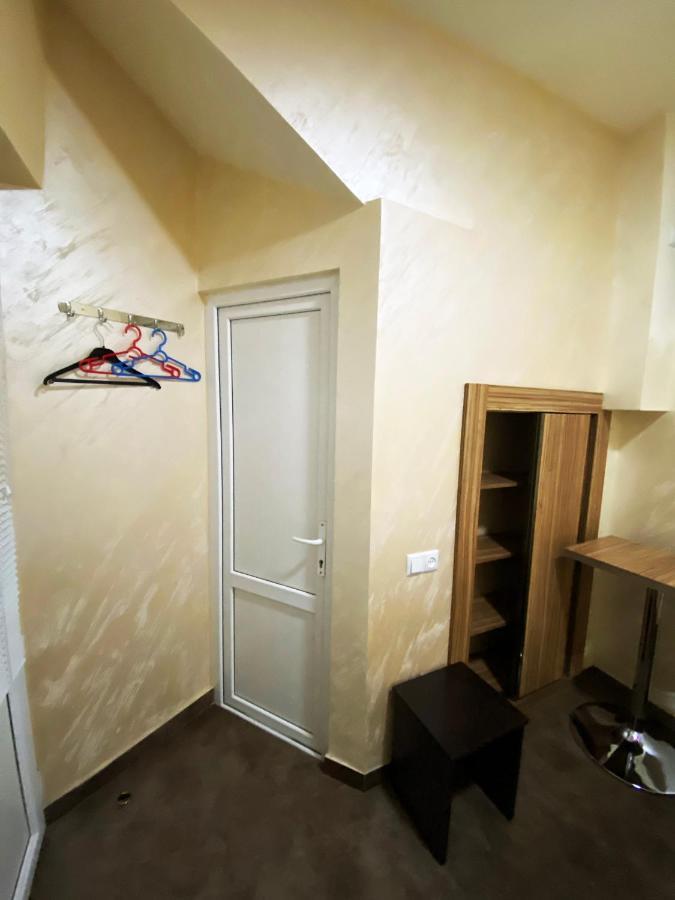 Domino Yerevan Hostel And Hotel Εξωτερικό φωτογραφία