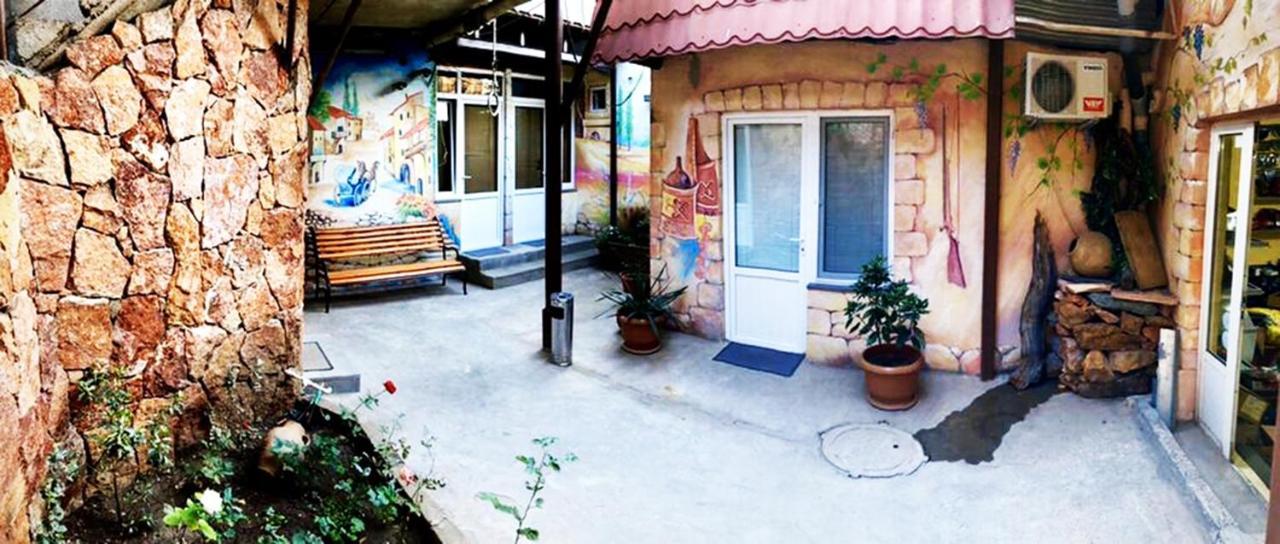 Domino Yerevan Hostel And Hotel Εξωτερικό φωτογραφία