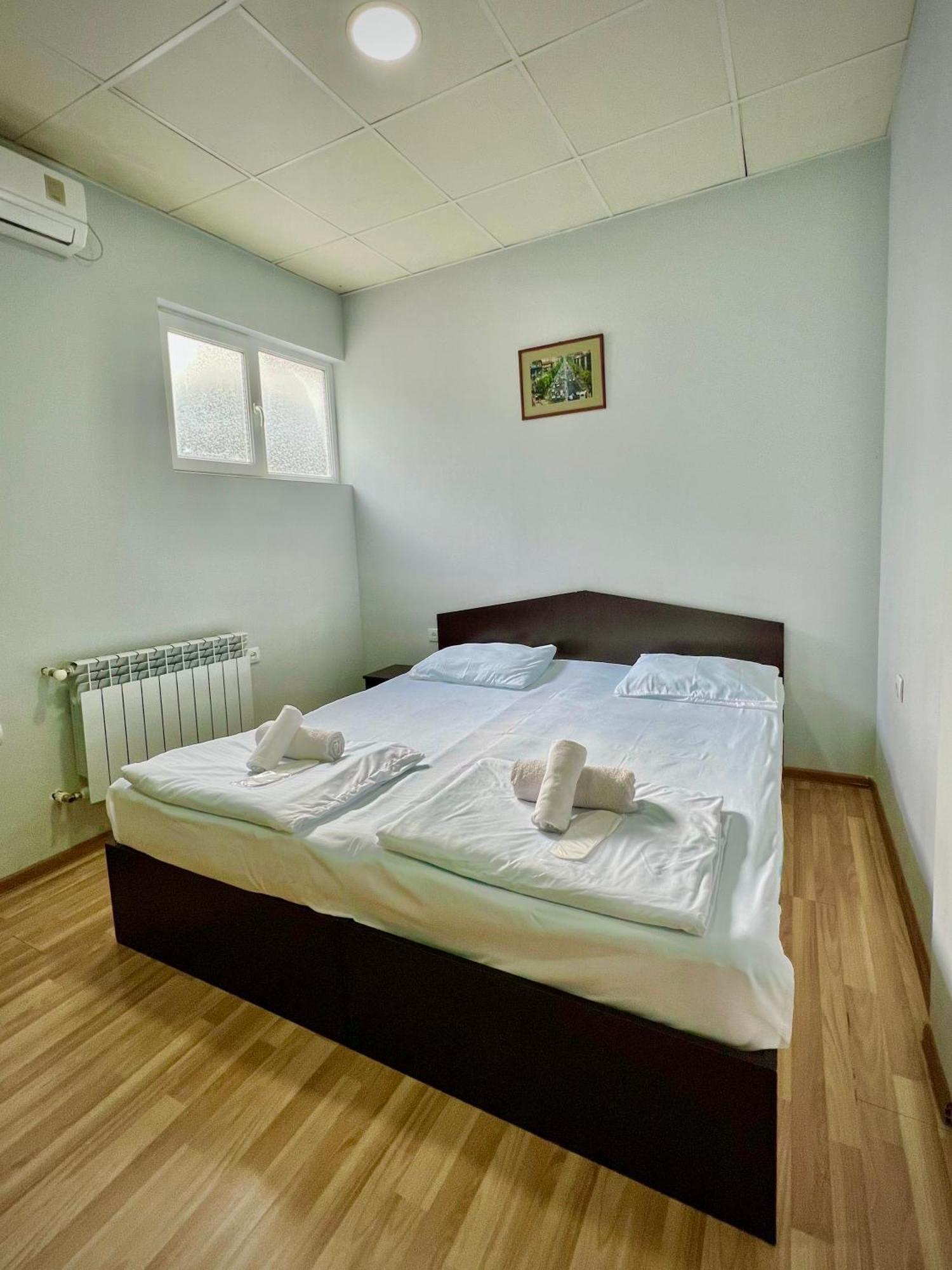 Domino Yerevan Hostel And Hotel Εξωτερικό φωτογραφία